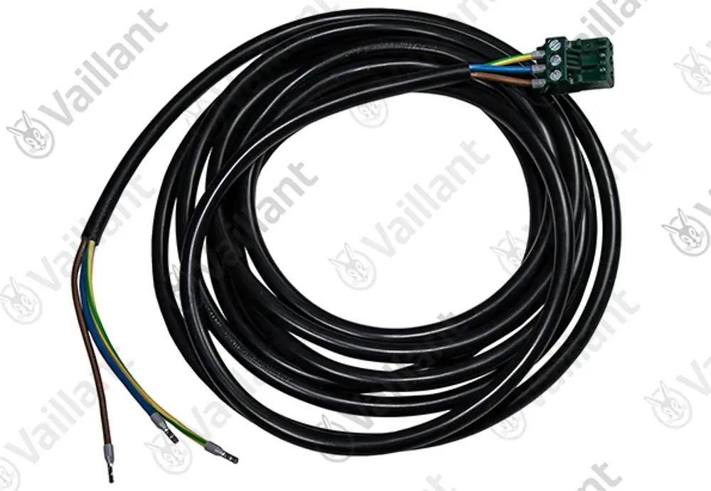 Vaillant Kabelbaum mit mehreren Kabeln in schwarzer Ummantelung und einem grünen Anschlussstecker. Kabelgeflecht mit farbigen Drähten sichtbar.